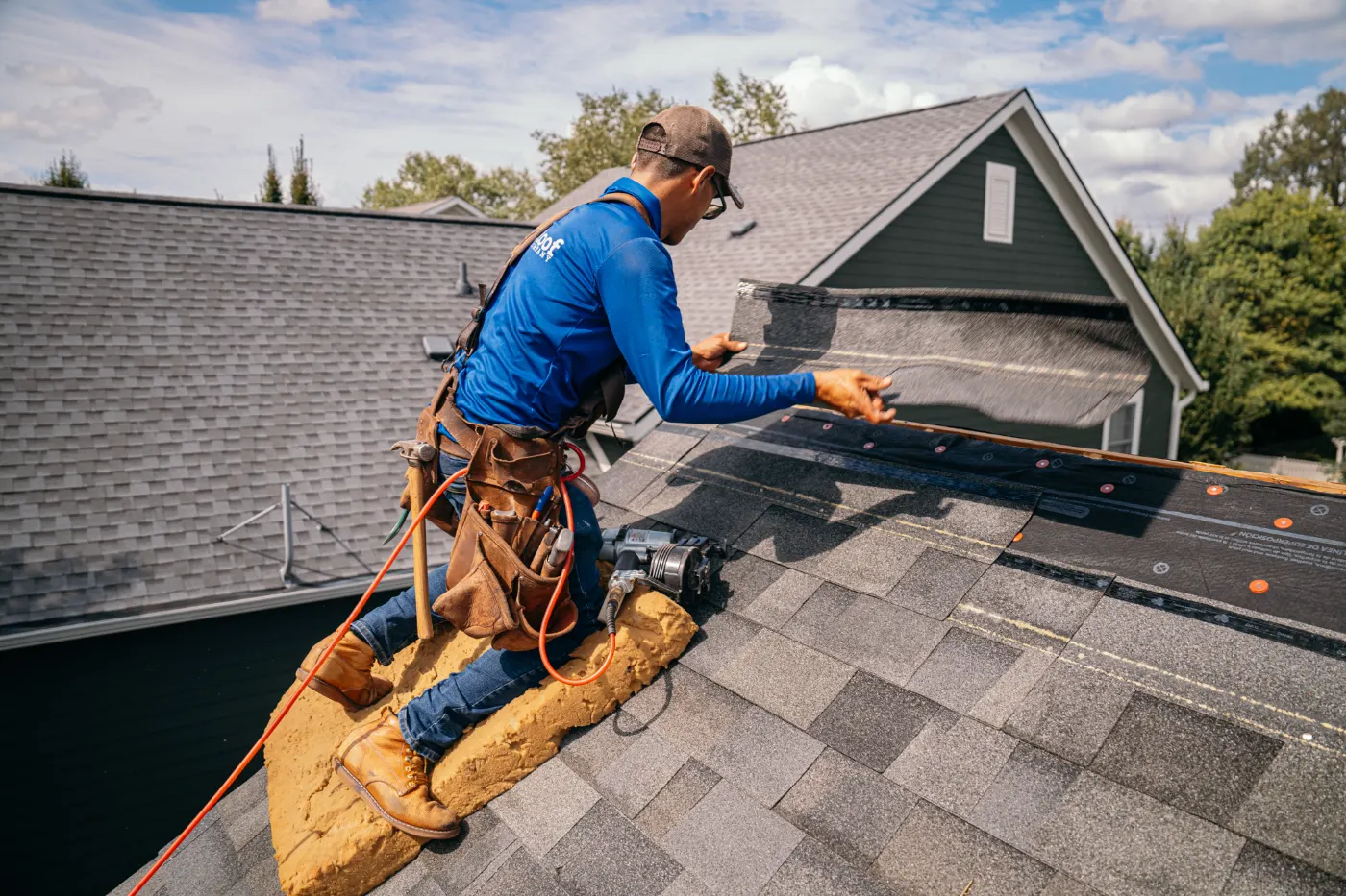 Manufacturer-certified roof installation in Maple Knoll